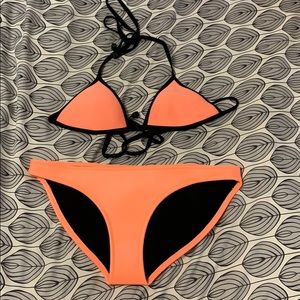 Triangl coral bikini